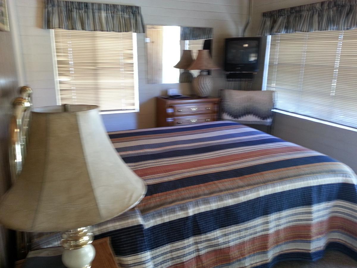 Sierra Retreat Walker Room photo